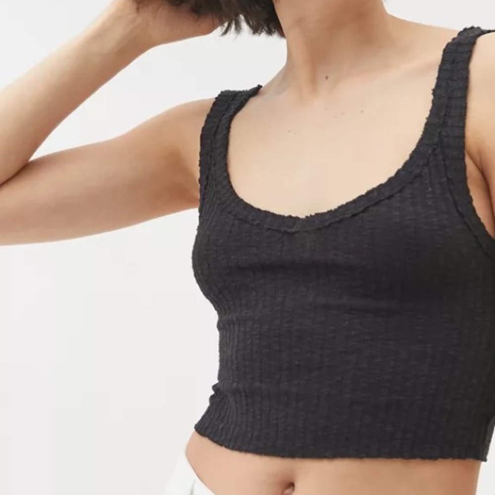 Urban crop top mini baby sleeveless shirt black y2k tee going out grunge blouse